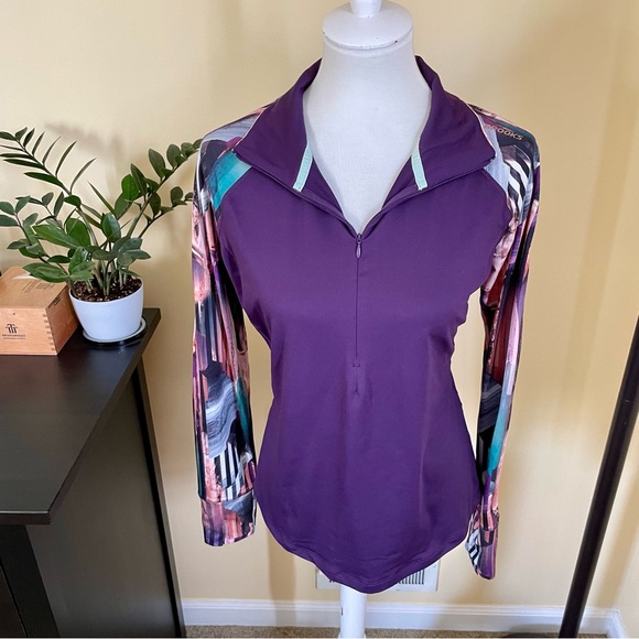 Brooks Dash Half-Zip Top - Picture 2 of 8